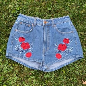 Floral Embroidered High Waisted Shorts